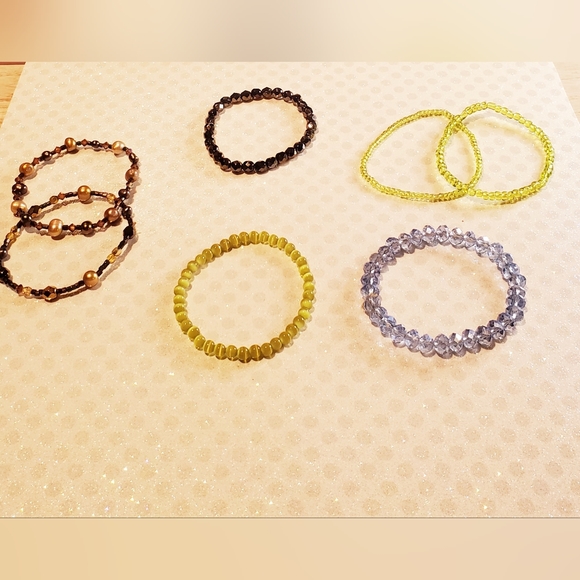 Bundle of 7 Vintage Stretch Bracelets - Picture 4 of 9